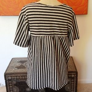 Zara Tops - Zara striped top Zara Tops - Zara striped top